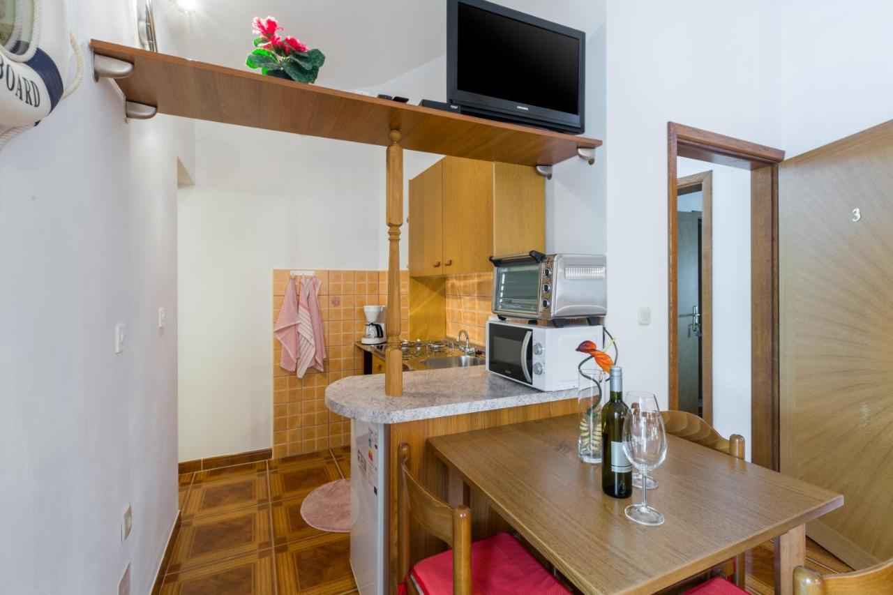 Studio Apartmani Marcela بوريتش المظهر الخارجي الصورة