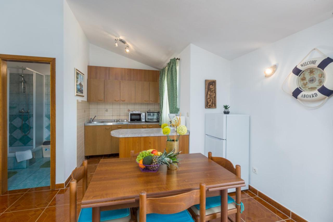 Studio Apartmani Marcela بوريتش المظهر الخارجي الصورة
