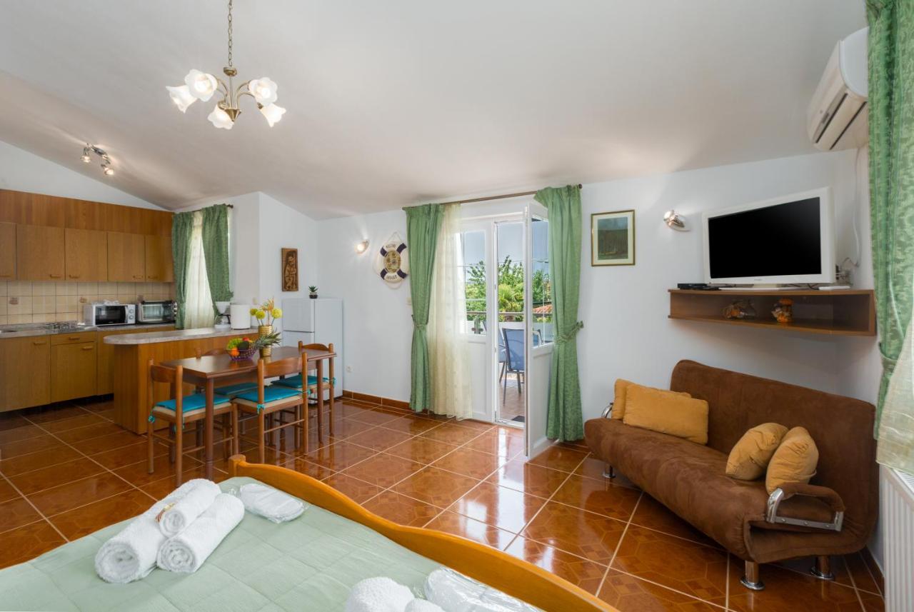 Studio Apartmani Marcela بوريتش المظهر الخارجي الصورة